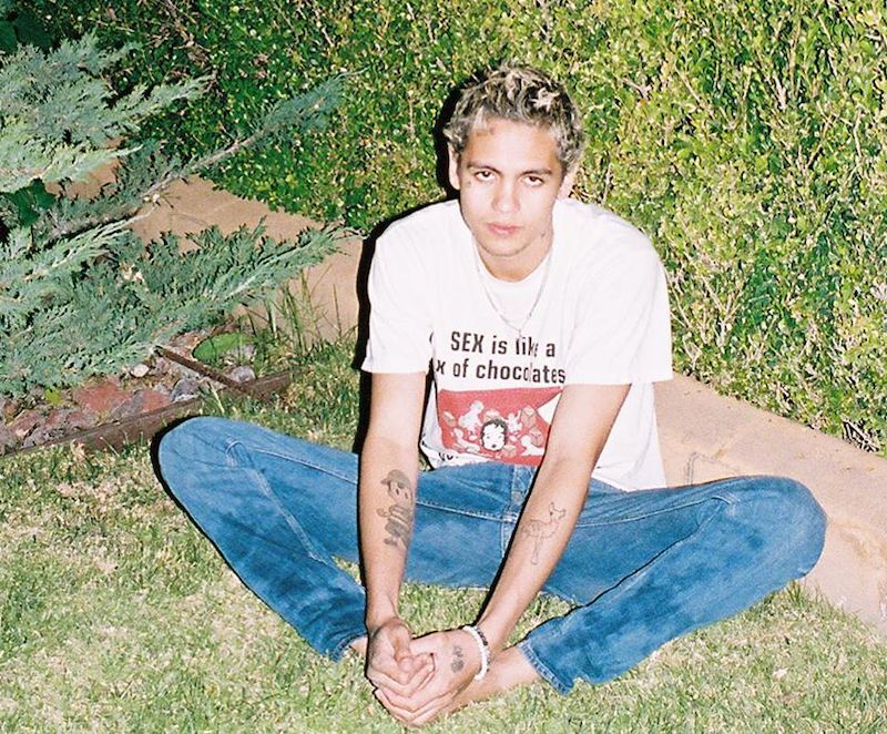 Dominic Fike Debuts Blue Hair in New Music Video for "Chicken Tenders" - wide 2