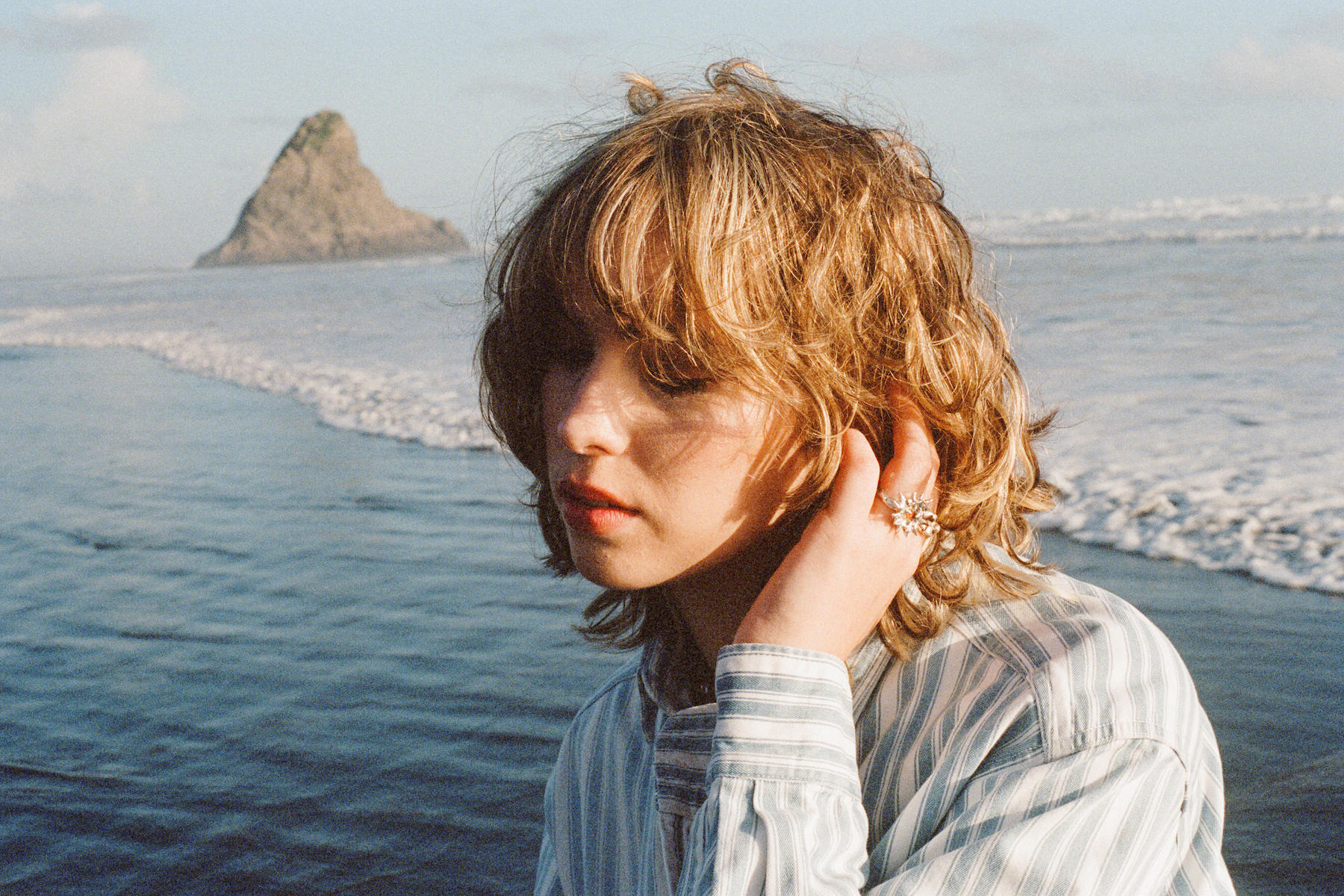 Interview: Molly Payton on her mini-album 'Slack'.