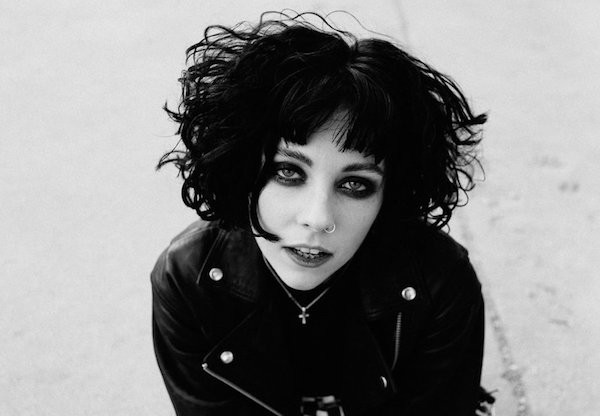 Watch: Pale Waves perform 'There's A Honey' and 'Heavenly' acoustic ...