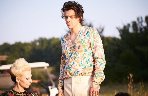 Is Harry Styles' new song called... 'Do You Know Who You Are?' | Coup De  Main Magazine