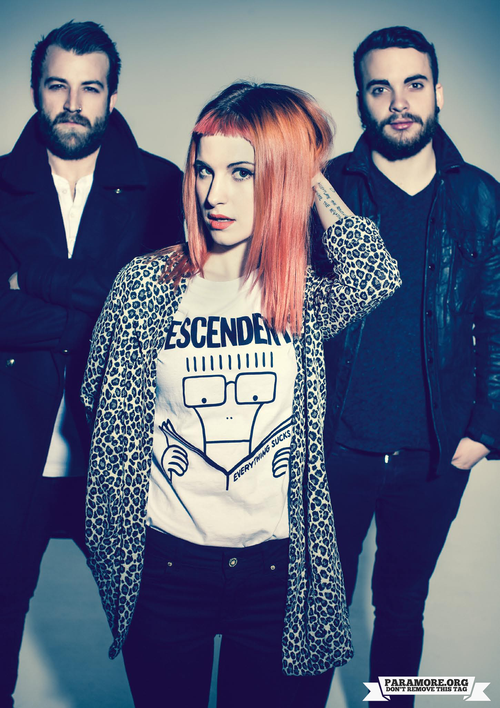 Paramore Release New Self-Titled Pressing •