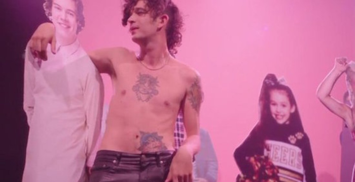 Watch: The 1975 perform 'Nana' for the very first time. | Coup De Main ...