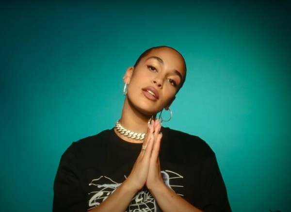 Interview: Jorja Smith on feeling lost, found & everything else. | Coup ...