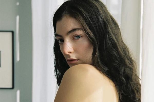 Lorde shares first snippet of new music